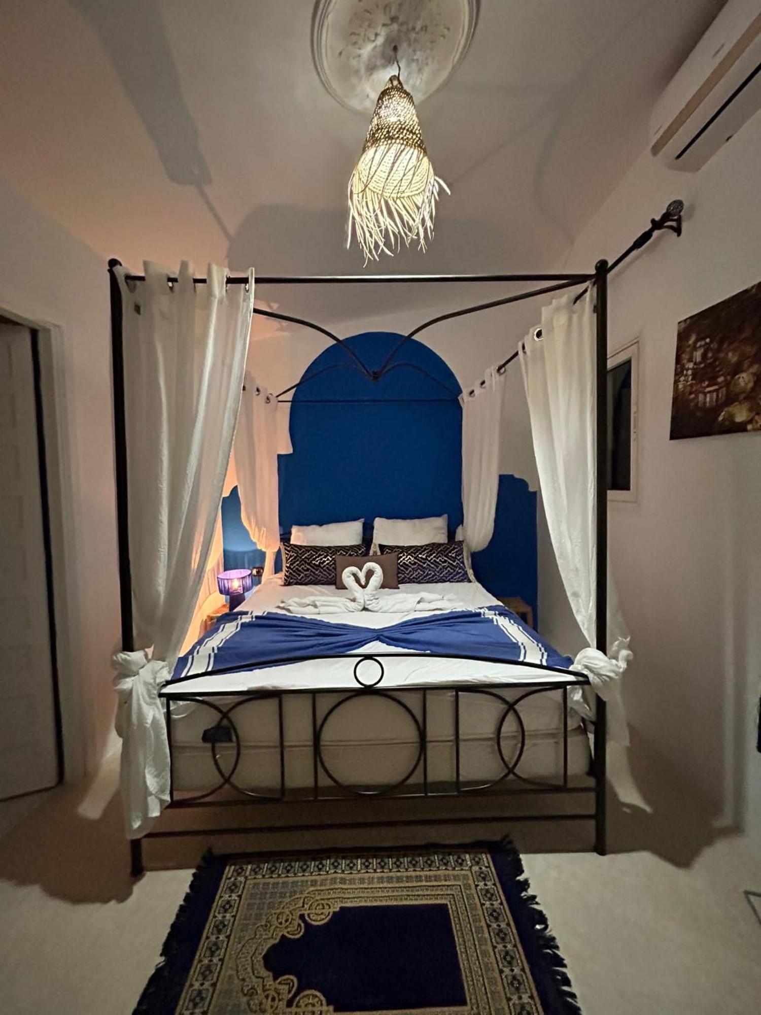 Riad Le Shams مراكش الغرفة الصورة